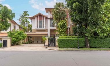 For sale and for rent 5 bedrooms house in Watthana, Bangkok