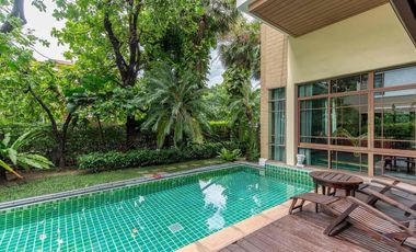For rent and for sale 5 bedrooms house in Watthana, Bangkok