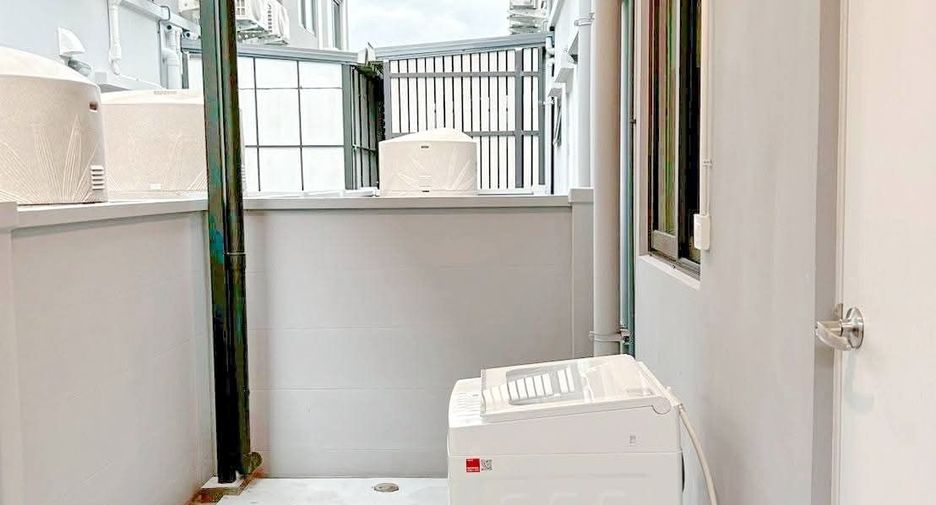 For rent 3 bedrooms house in Bang Phli, Samut Prakan