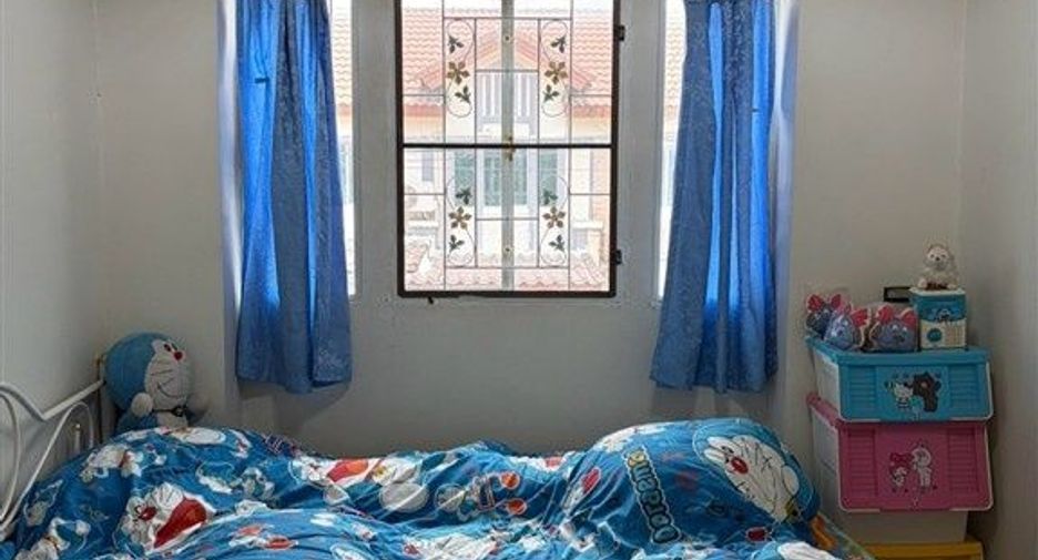 For sale 3 bedrooms townhouse in Thanyaburi, Pathum Thani