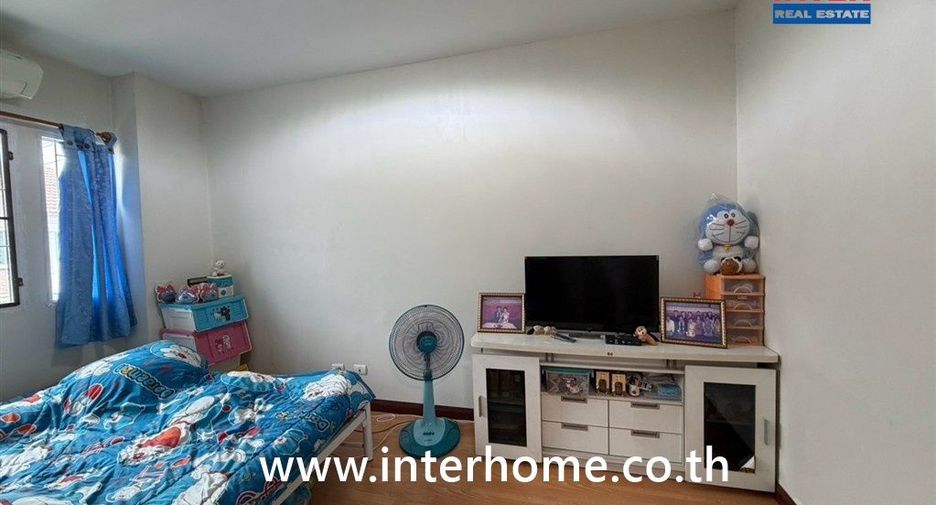 For sale 3 bedrooms townhouse in Thanyaburi, Pathum Thani