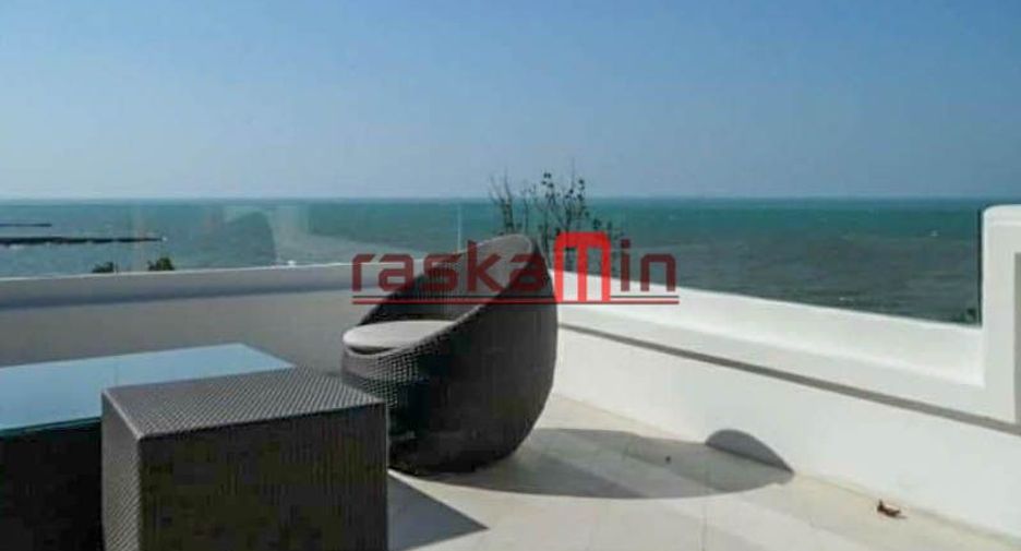 Villa en alquiler y en venta de 5 habitaciones en Bang Lamung, Chonburi