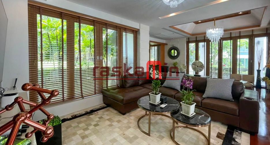 Villa en alquiler y en venta de 5 habitaciones en Bang Lamung, Chonburi