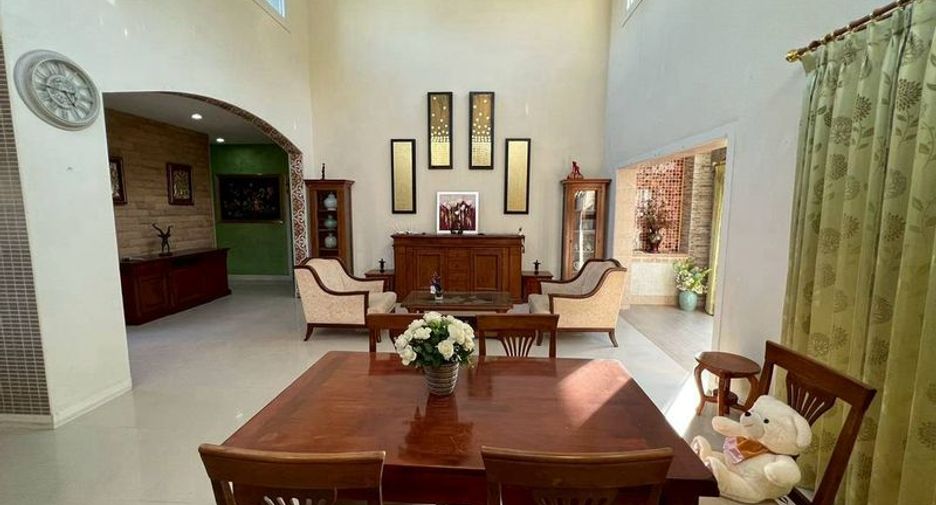 Casa en venta de 3 habitaciones en Bang Lamung, Chonburi