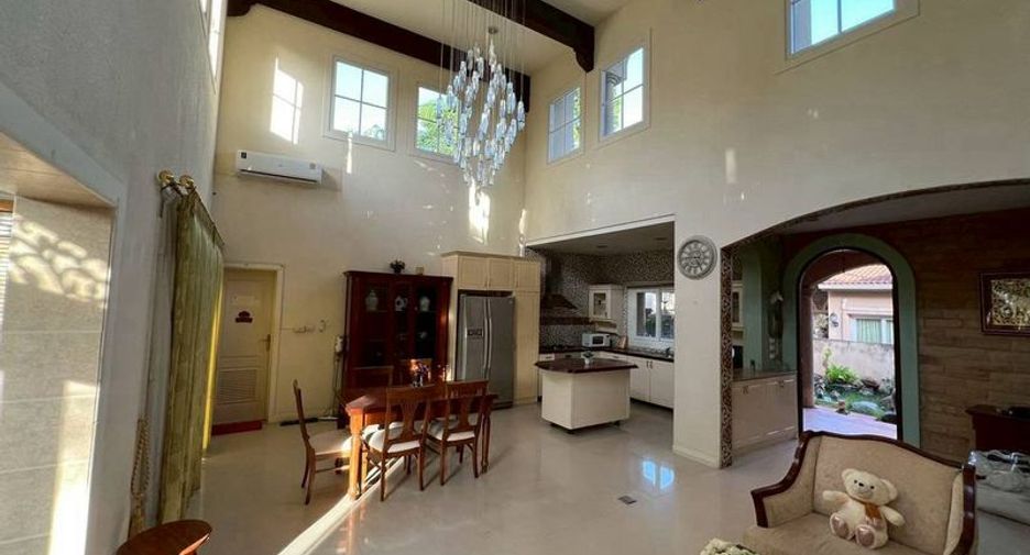 Casa en venta de 3 habitaciones en Bang Lamung, Chonburi