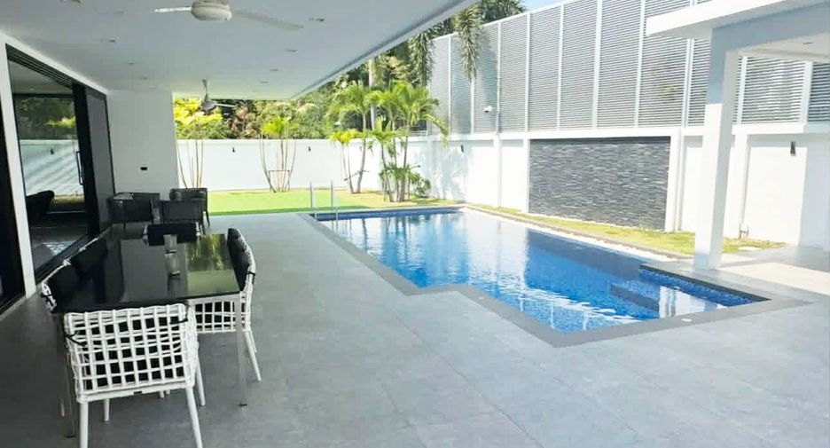 For rent and for sale 6 bedrooms villa in Bang Lamung, Chonburi