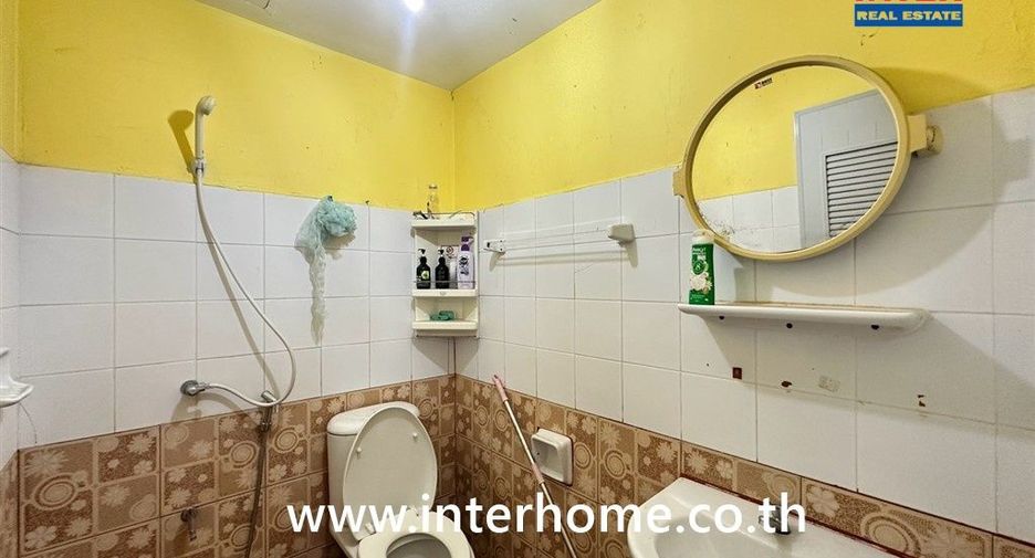 For sale 3 ベッドルーム townhouse in Khlong Luang, Pathum Thani