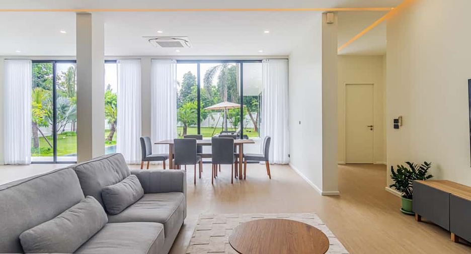 For sale 3 bedrooms villa in Hang Dong, Chiang Mai