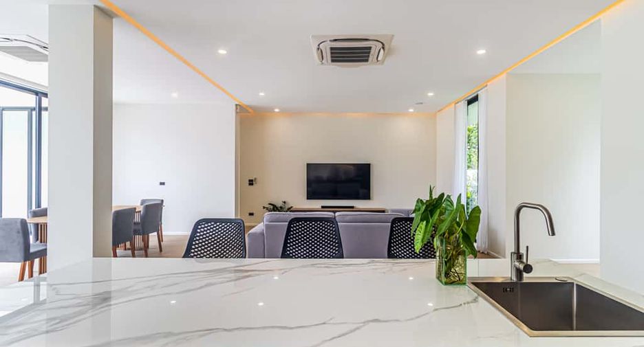 For sale 3 bedrooms villa in Hang Dong, Chiang Mai