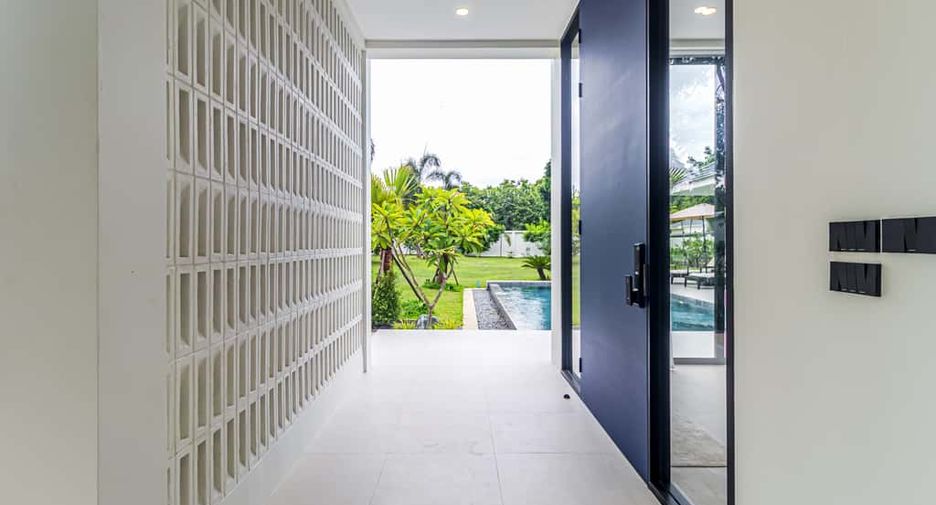 For sale 3 bedrooms villa in Hang Dong, Chiang Mai