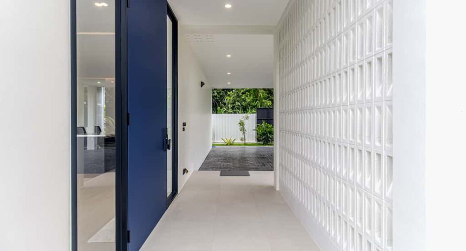 For sale 3 bedrooms villa in Hang Dong, Chiang Mai