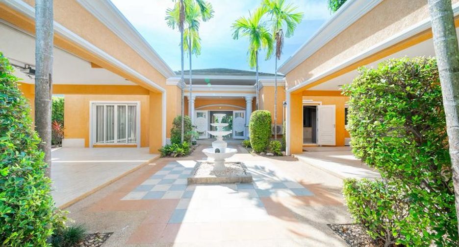 For sale 4 bedrooms villa in Bang Lamung, Chonburi