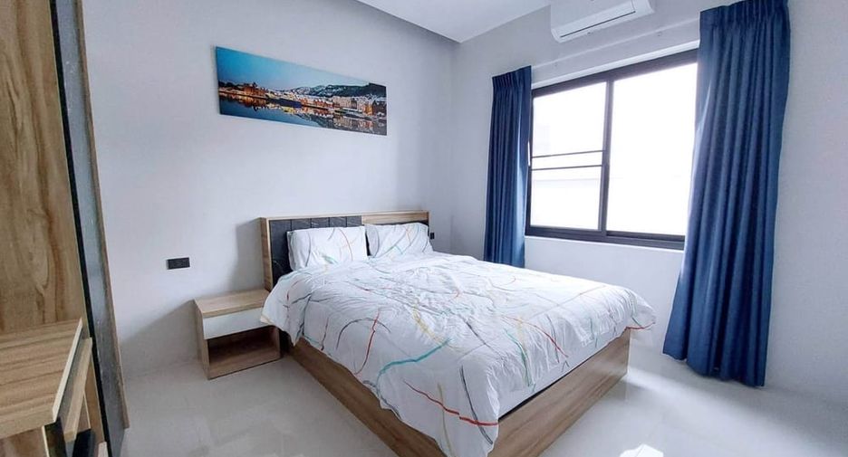 Villa en alquiler de 3 habitaciones en Bang Lamung, Chonburi