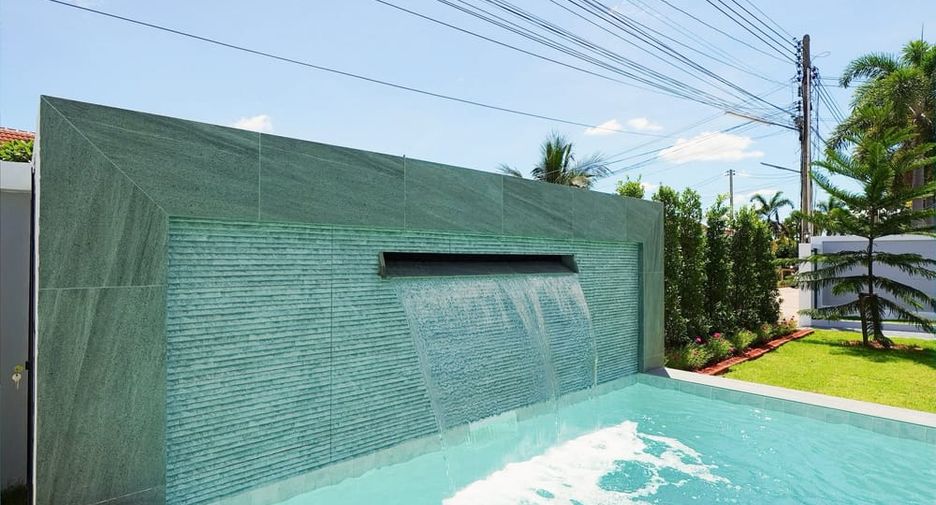 出售 4 卧室 独立屋 在 Bang Lamung, Chon Buri