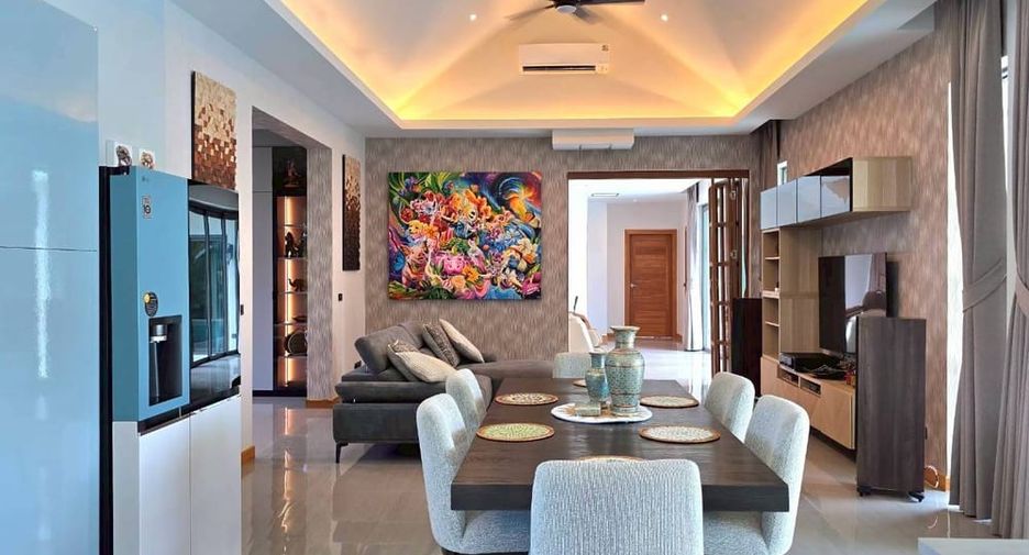 Villa en alquiler y en venta de 3 habitaciones en Bang Lamung, Chonburi