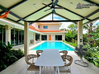 Villa en alquiler y en venta de 3 habitaciones en Bang Lamung, Chonburi