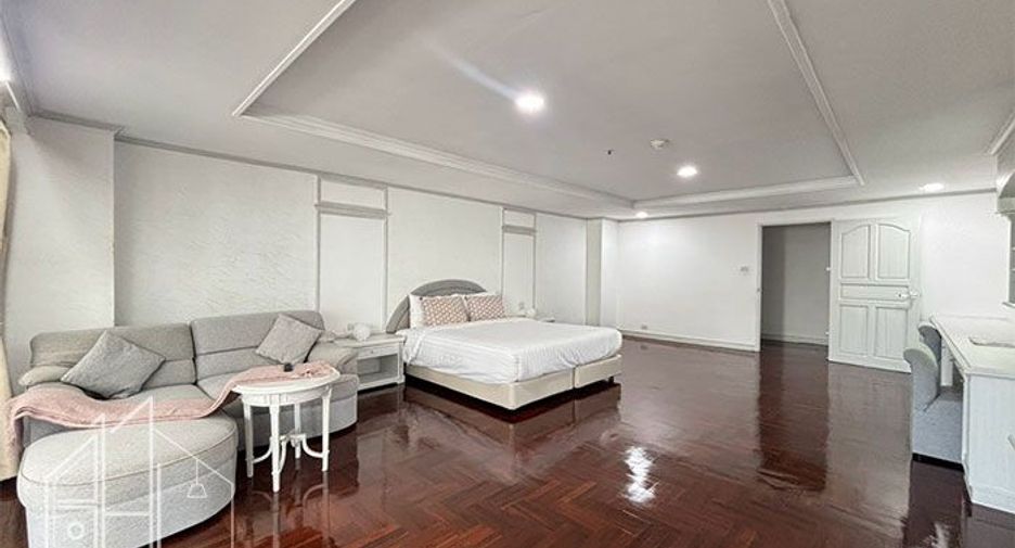 ให้เช่า 3 ห้องนอน คอนโด ใน วัฒนา, กรุงเทพฯ