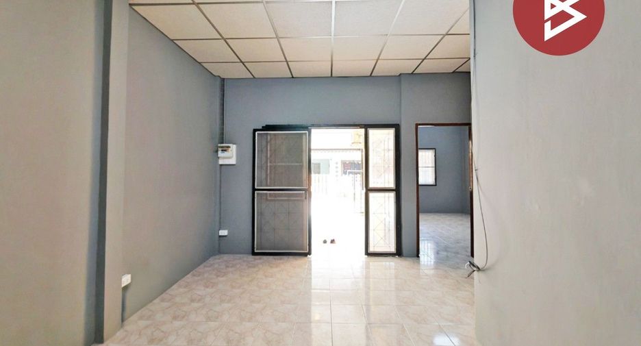 For sale 2 ベッドルーム townhouse in Mueang Chon Buri, Chonburi
