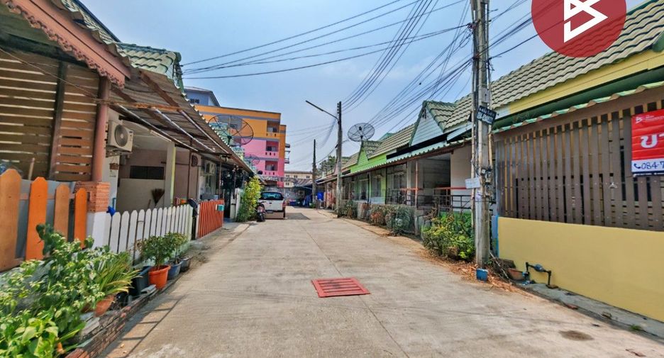 For sale 2 ベッドルーム townhouse in Mueang Chon Buri, Chonburi