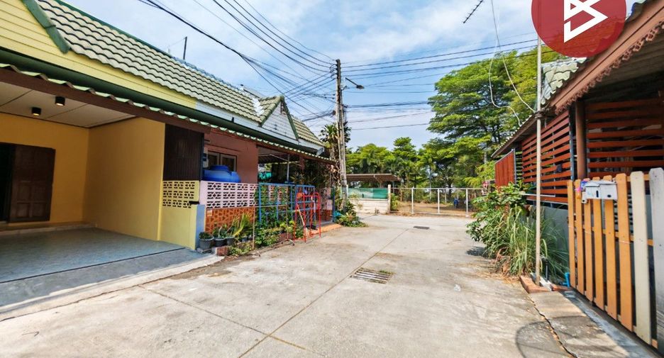 For sale 2 ベッドルーム townhouse in Mueang Chon Buri, Chonburi