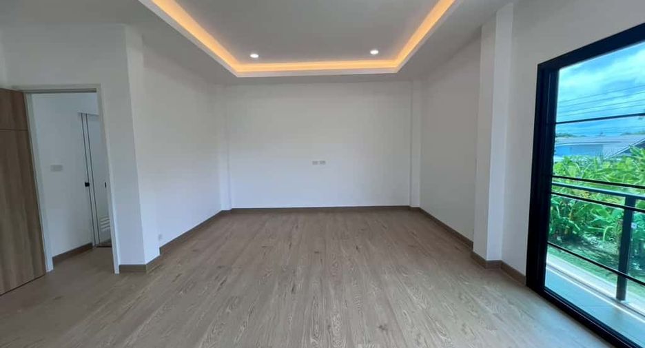 For sale 3 bedrooms house in Mueang Chiang Mai, Chiang Mai
