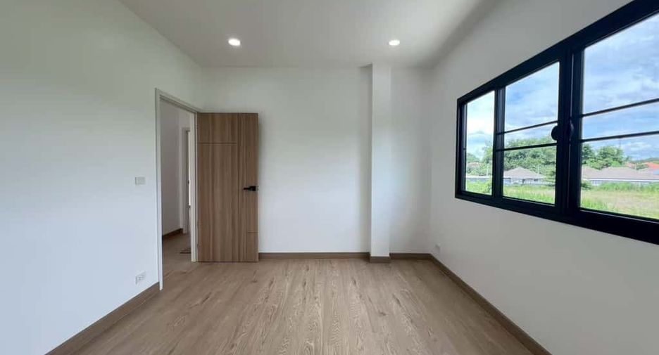 For sale 3 bedrooms house in Mueang Chiang Mai, Chiang Mai