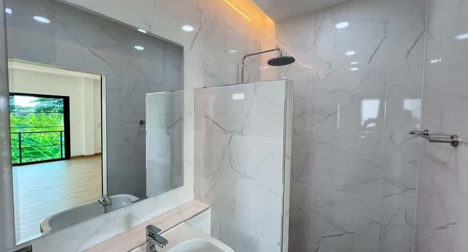 For sale 3 bedrooms house in Mueang Chiang Mai, Chiang Mai
