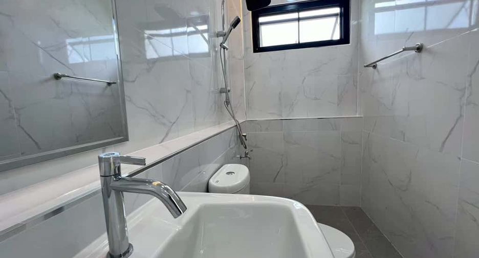 For sale 3 bedrooms house in Mueang Chiang Mai, Chiang Mai