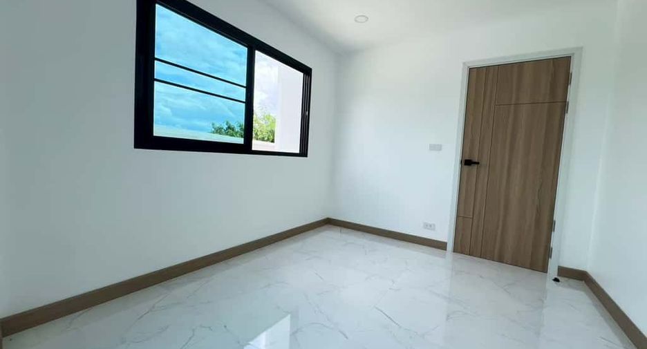 For sale 3 bedrooms house in Mueang Chiang Mai, Chiang Mai