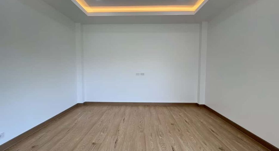 For sale 3 bedrooms house in Mueang Chiang Mai, Chiang Mai