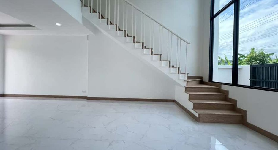 For sale 3 bedrooms house in Mueang Chiang Mai, Chiang Mai