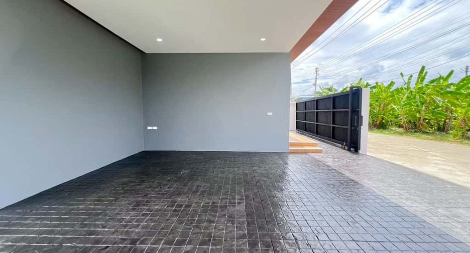 For sale 3 bedrooms house in Mueang Chiang Mai, Chiang Mai