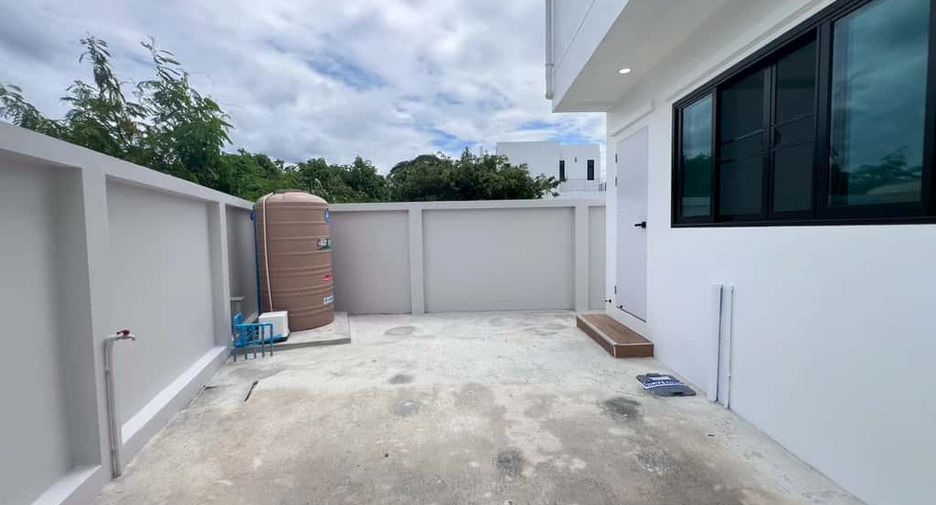 For sale 3 bedrooms house in Mueang Chiang Mai, Chiang Mai