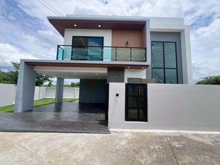 For sale 3 bedrooms house in Mueang Chiang Mai, Chiang Mai