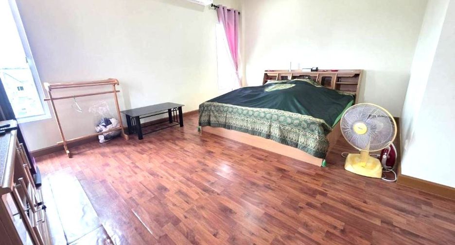 Büro zum Kauf mit 4 Zimmer in Mueang Rayong, Rayong