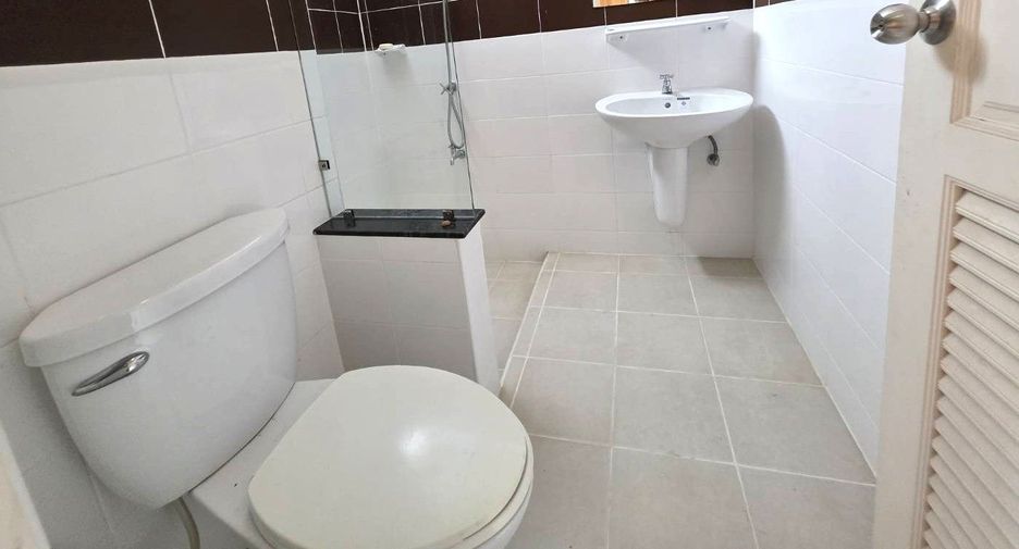 Oficina en venta de 4 habitaciones en Mueang Rayong, Rayong