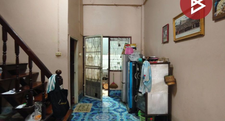 For sale 3 bedrooms townhouse in Sam Phran, Nakhon Pathom