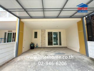 Casa adosada en venta de 4 habitaciones en Nong Khaem, Bangkok
