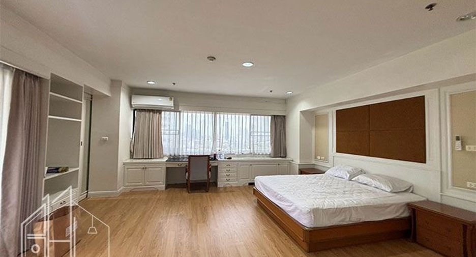 ให้เช่า 4 ห้องนอน คอนโด ใน วัฒนา, กรุงเทพฯ