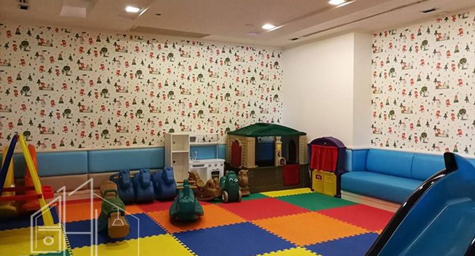 ให้เช่า 4 ห้องนอน คอนโด ใน วัฒนา, กรุงเทพฯ
