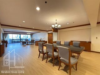 For rent 4 bedrooms condo in Watthana, Bangkok