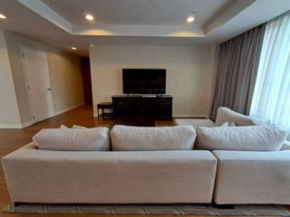 For rent 4 bedrooms condo in Watthana, Bangkok
