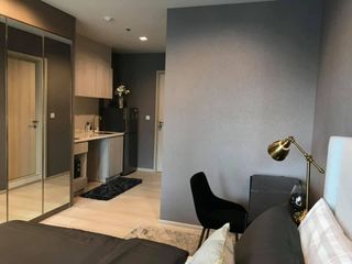 For rent 2 bedrooms condo in Bang Rak, Bangkok