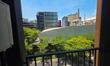 Wohnung zur Miete und zum Kauf mit 1 Zimmer in Huai Khwang, Bangkok