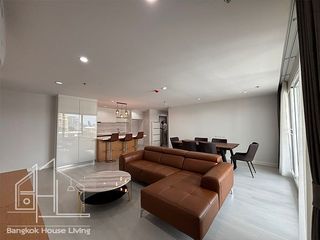 For rent 3 bedrooms condo in Khlong Toei, Bangkok