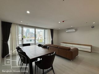 For rent 3 bedrooms condo in Khlong Toei, Bangkok
