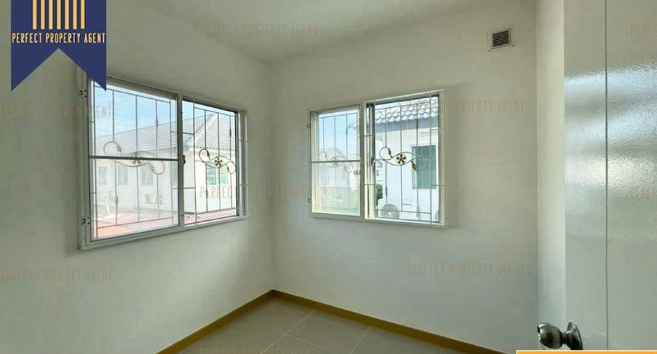 For sale 3 ベッドルーム townhouse in Bang Bo, Samut Prakan