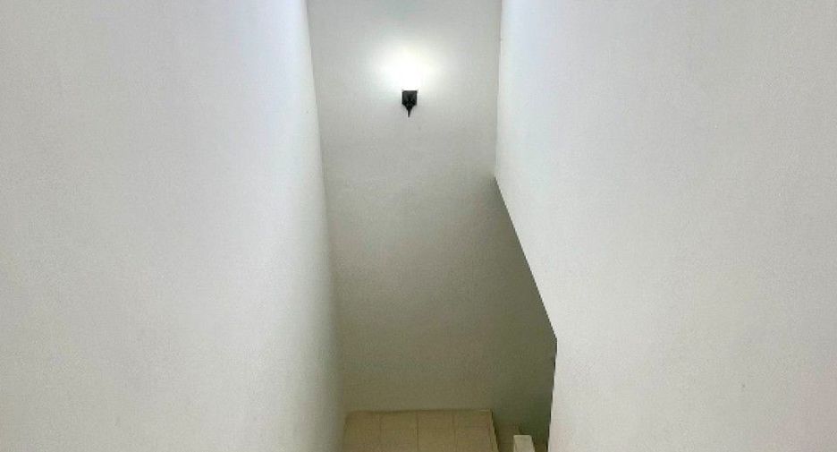 For sale 2 bedrooms townhouse in Bang Pakong, Chachoengsao