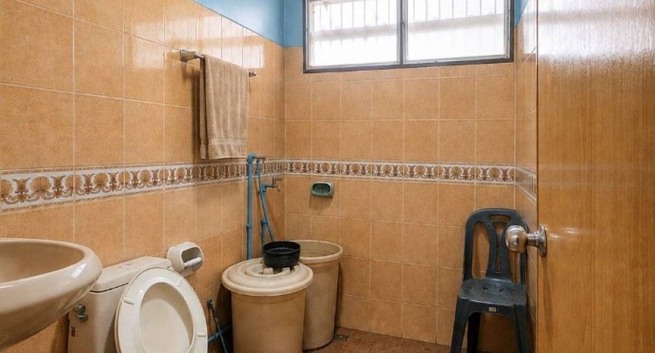Haus zum Kauf mit 3 Zimmer in Mueang Nakhon Si Thammarat, Nakhon Si Thammarat