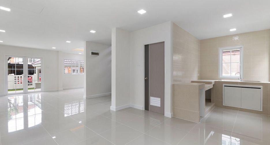 For sale 3 ベッドルーム house in Pak Kret, Nonthaburi